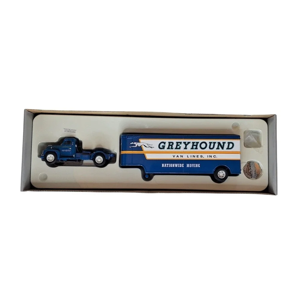 2000 Corgi 53101 Diamond T620 Artic Fruehauf Trailer Greyhound Lines 1/50 Scale